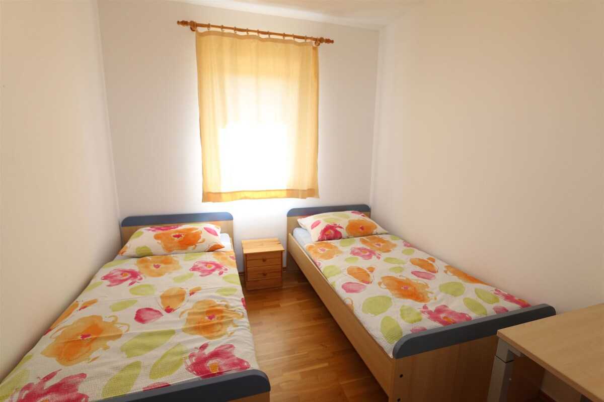 Apartment Dudovic Darko (10035-A4)