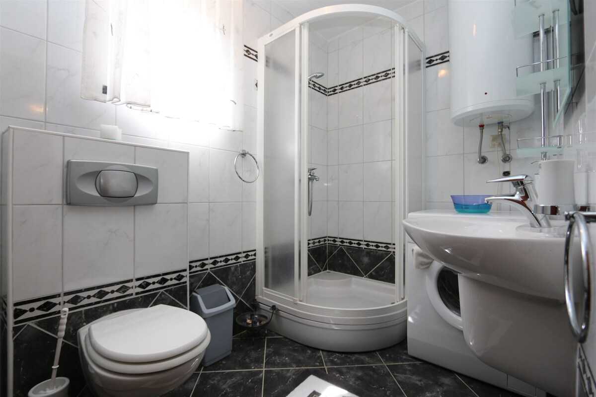 Apartment Bensak (10036-A1)