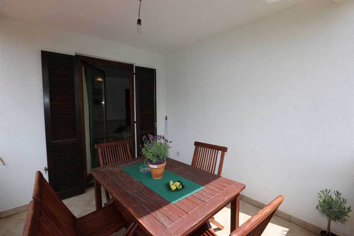 Apartment Bensak (10036-A1)