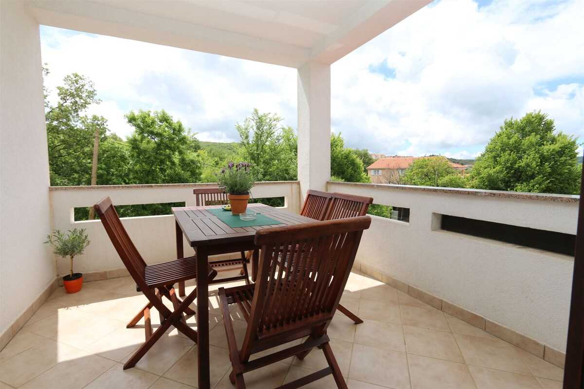 Apartment Bensak (10036-A1)
