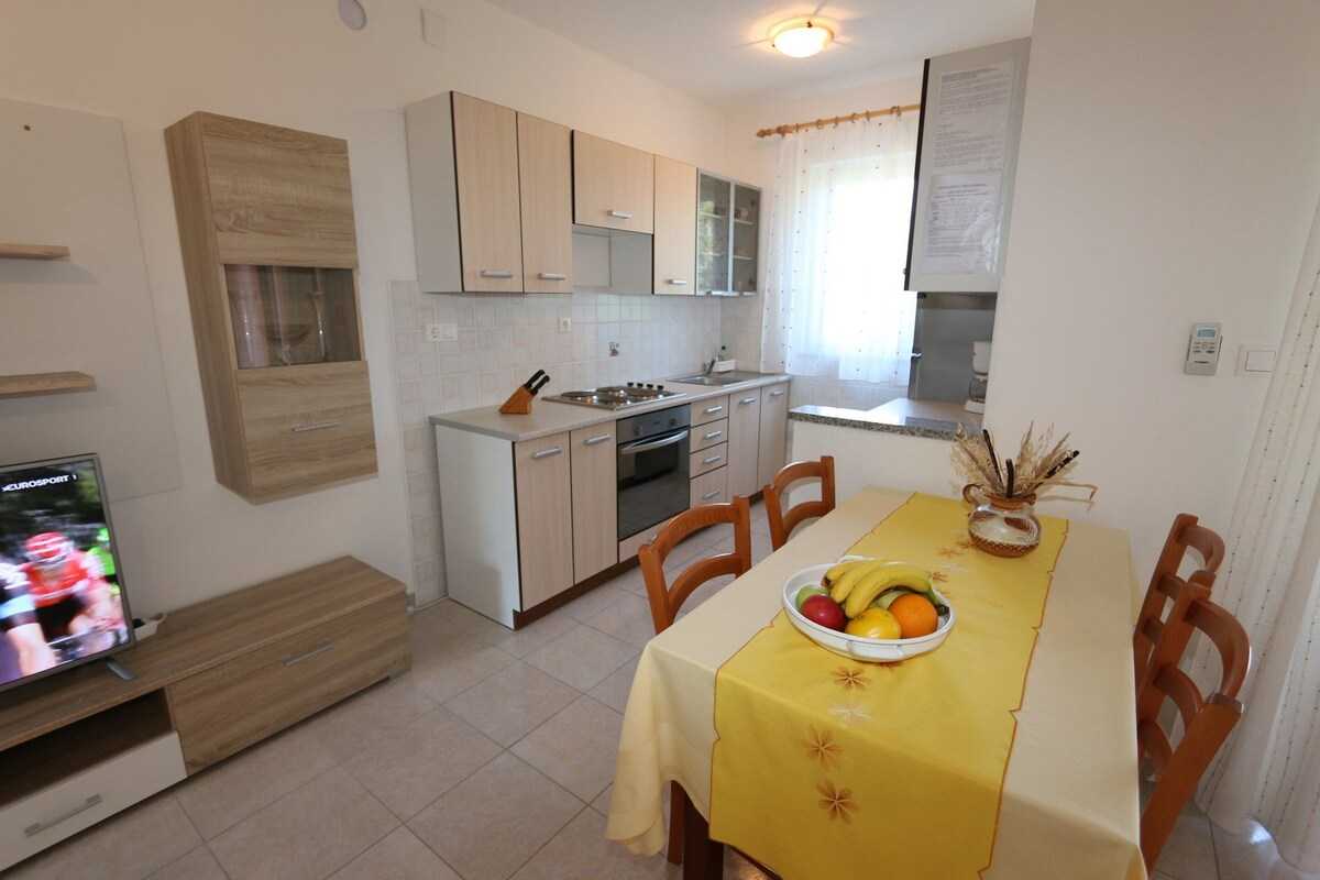 Apartment Dudović Damir (10040-A1)
