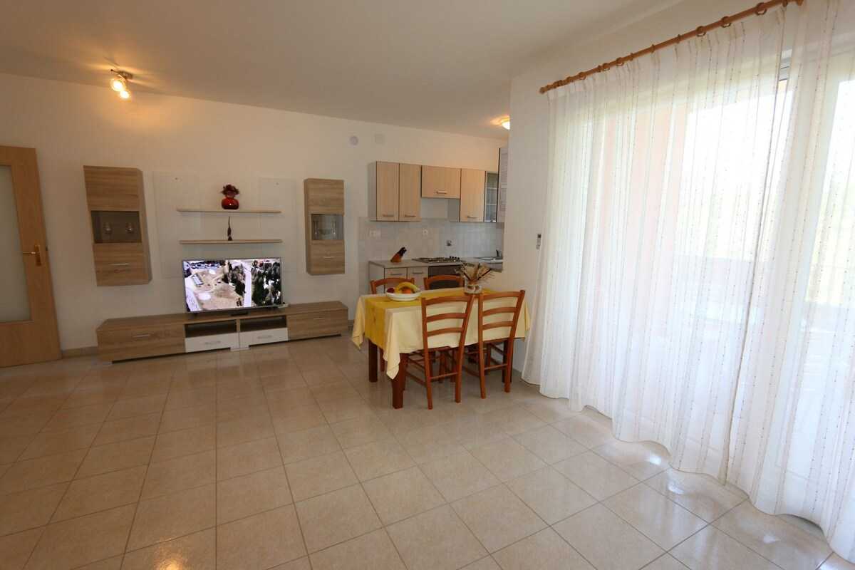 Apartment Dudović Damir (10040-A1)
