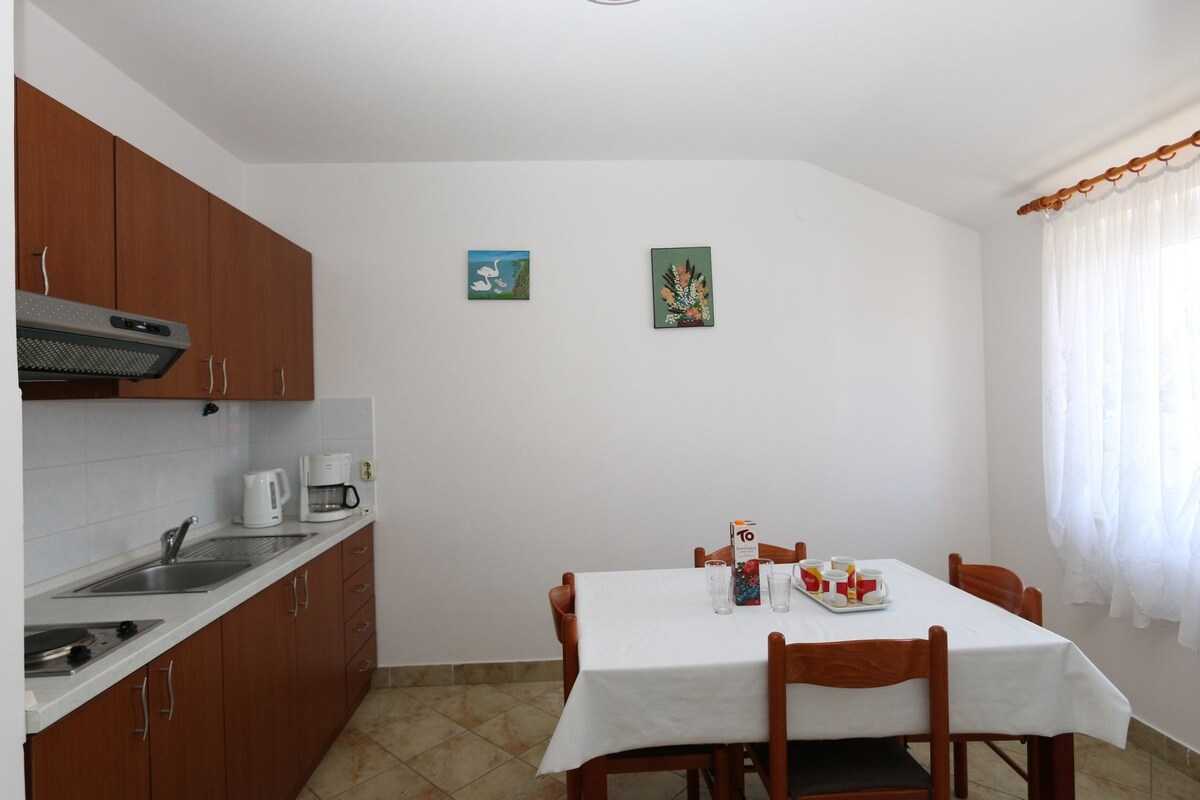 Two Bedroom Apartment, in Silo - island Krk