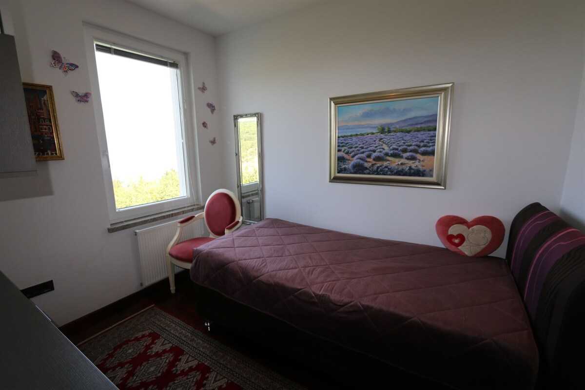 House Tripalo (10074-K1)
