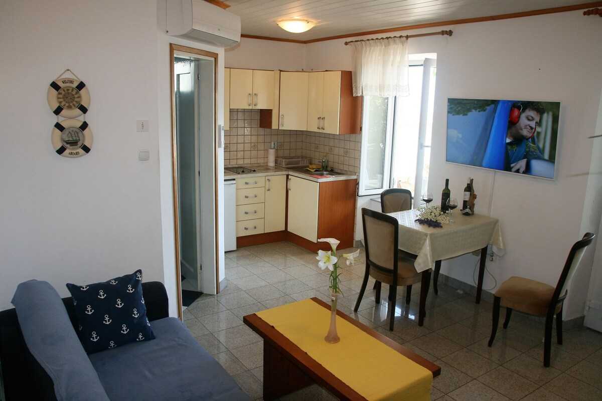 Apartment Jelenovic C. Dubravka (10076-A1)