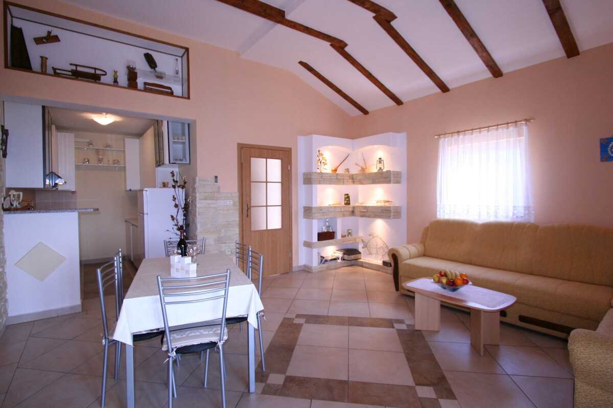 Apartment Rogic-Polje (35983-A1)