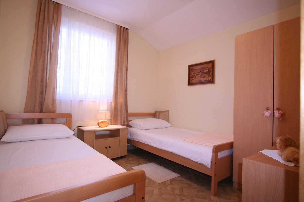 Apartment Rogic-Polje (35983-A1)