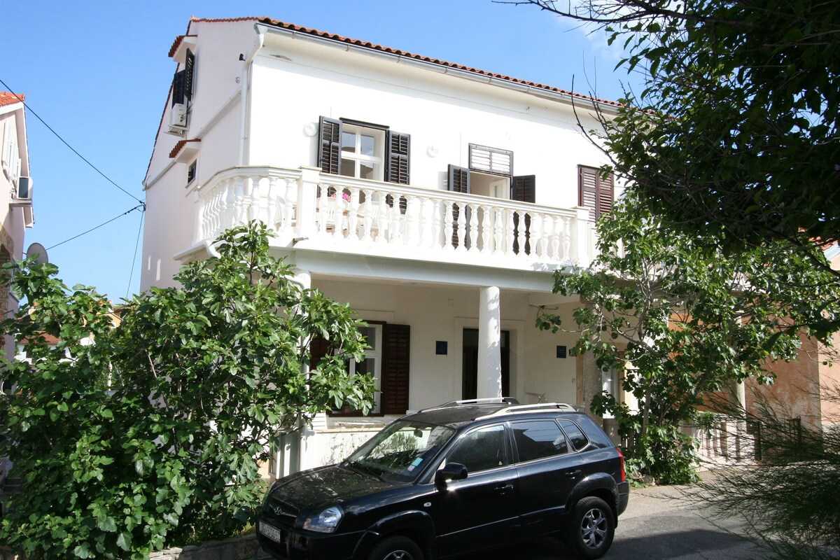 Apartment Stazić (35984-A1)