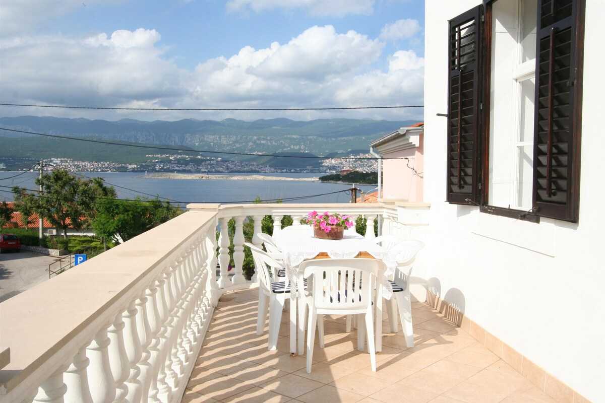 Apartment Stazić (35984-A1)
