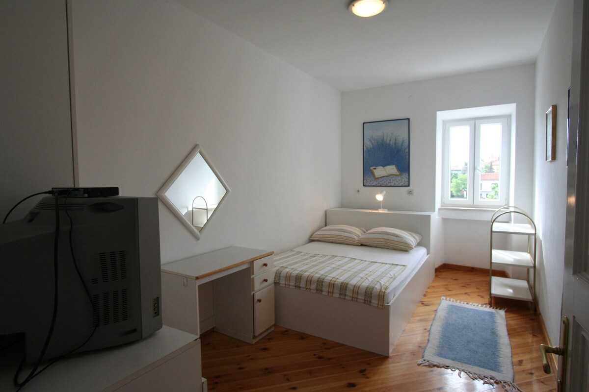 Apartment Stazić (35984-A1)