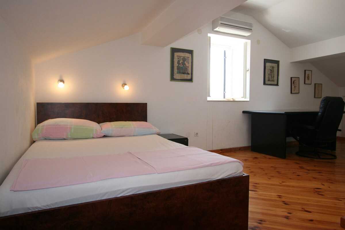 Apartment Stazić (35984-A1)