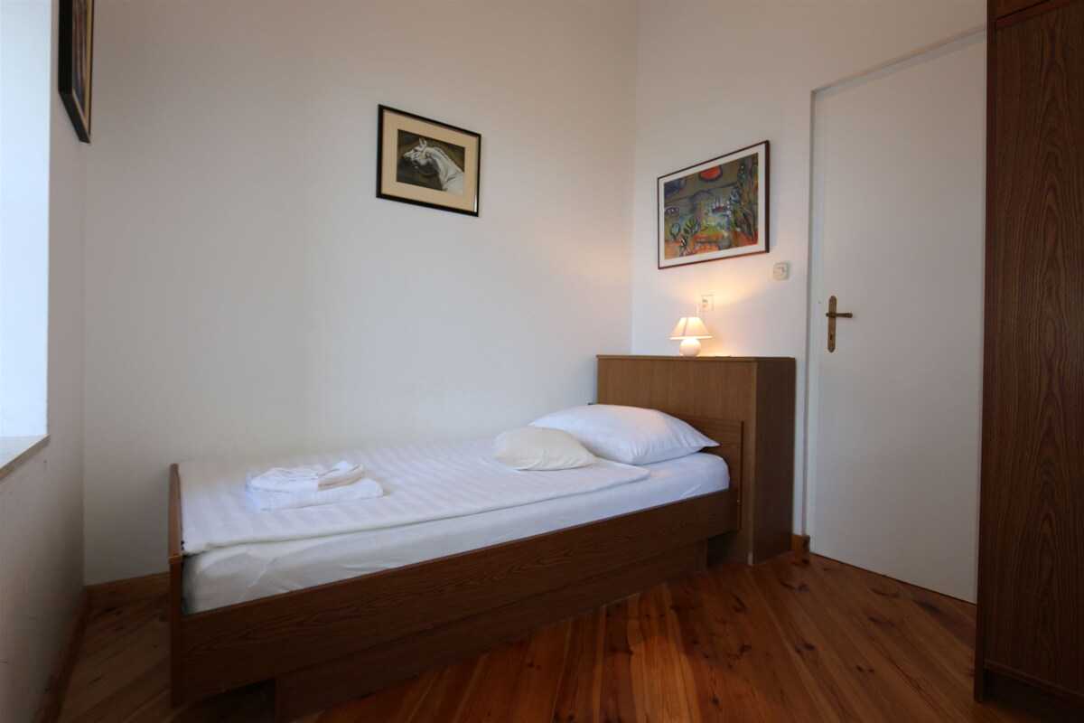 Apartment Stazić (35984-A1)