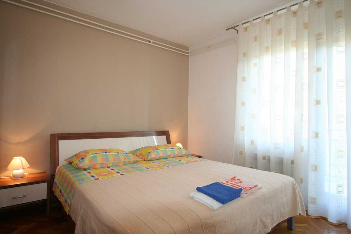 Apartment Grskovic G. Jesenovica (60242-A1)