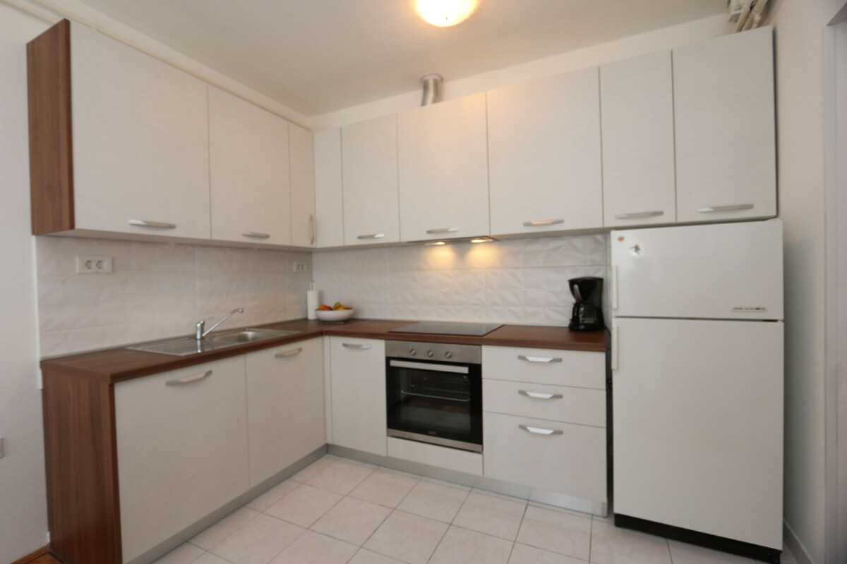 Apartment Grskovic G. Jesenovica (60242-A1)