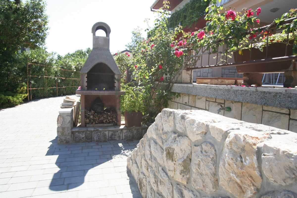 Apartment Grskovic G. Jesenovica (60242-A2)