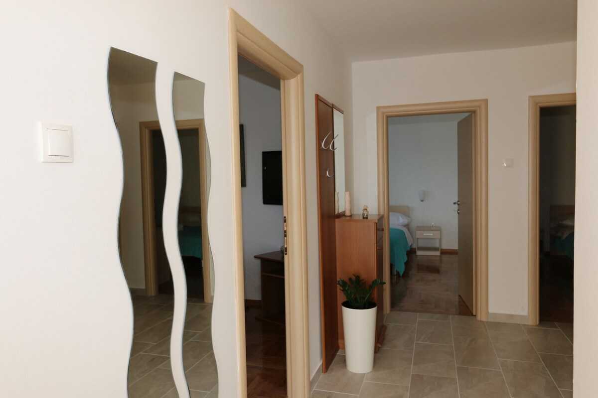 Apartment Sucic Slavica (60251-A2)