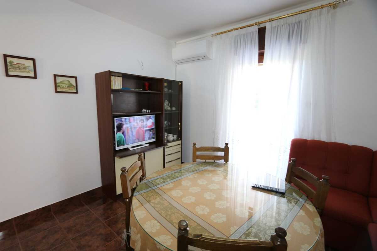 Apartment Grskovic G. Setaliste (60252-A2)