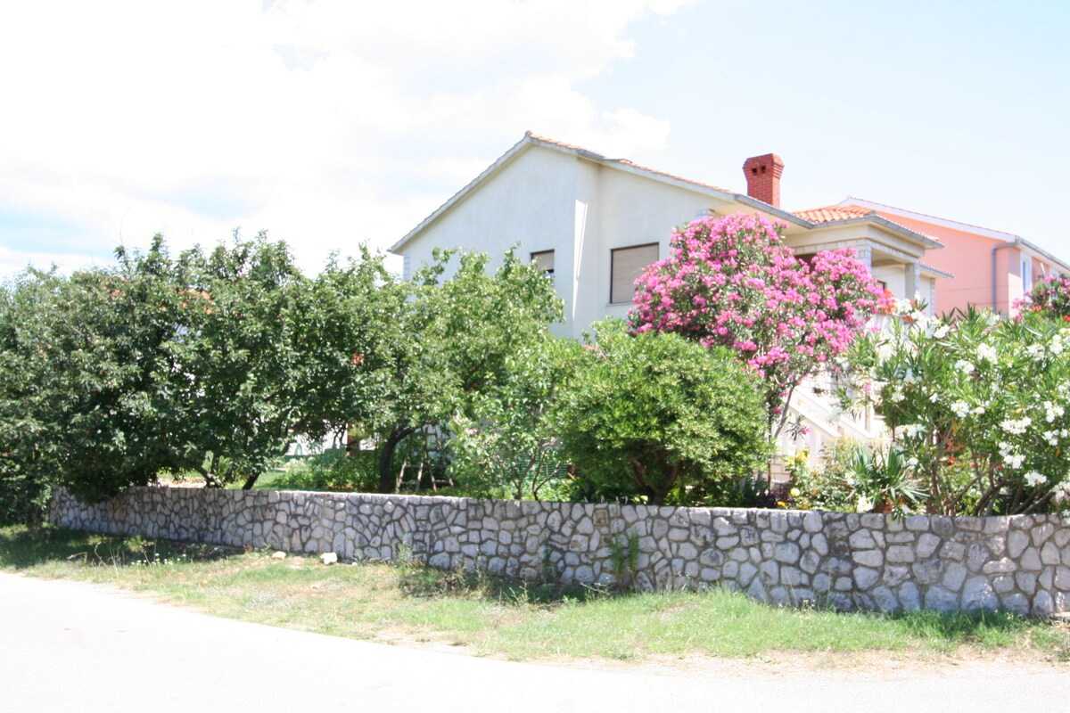 Apartment Grskovic G. Setaliste (60252-A2)