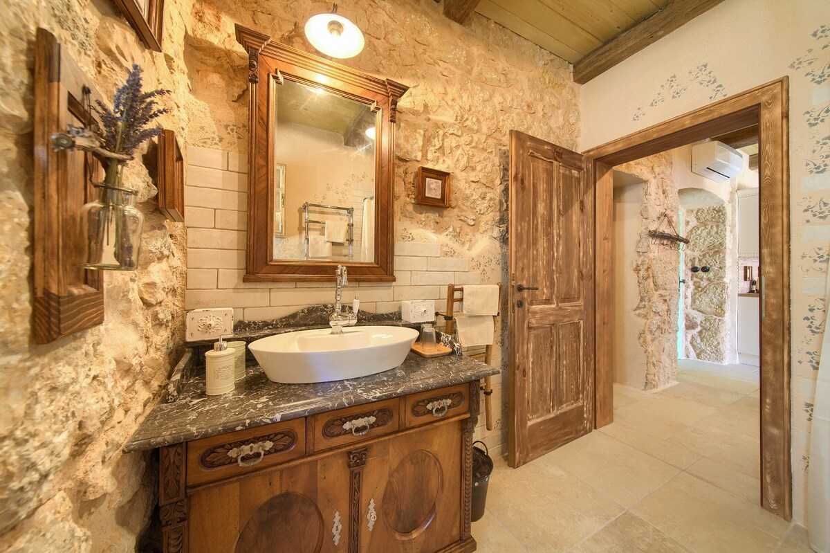 68396-K1 · House - Stone Queen - ( 68396-K1 )