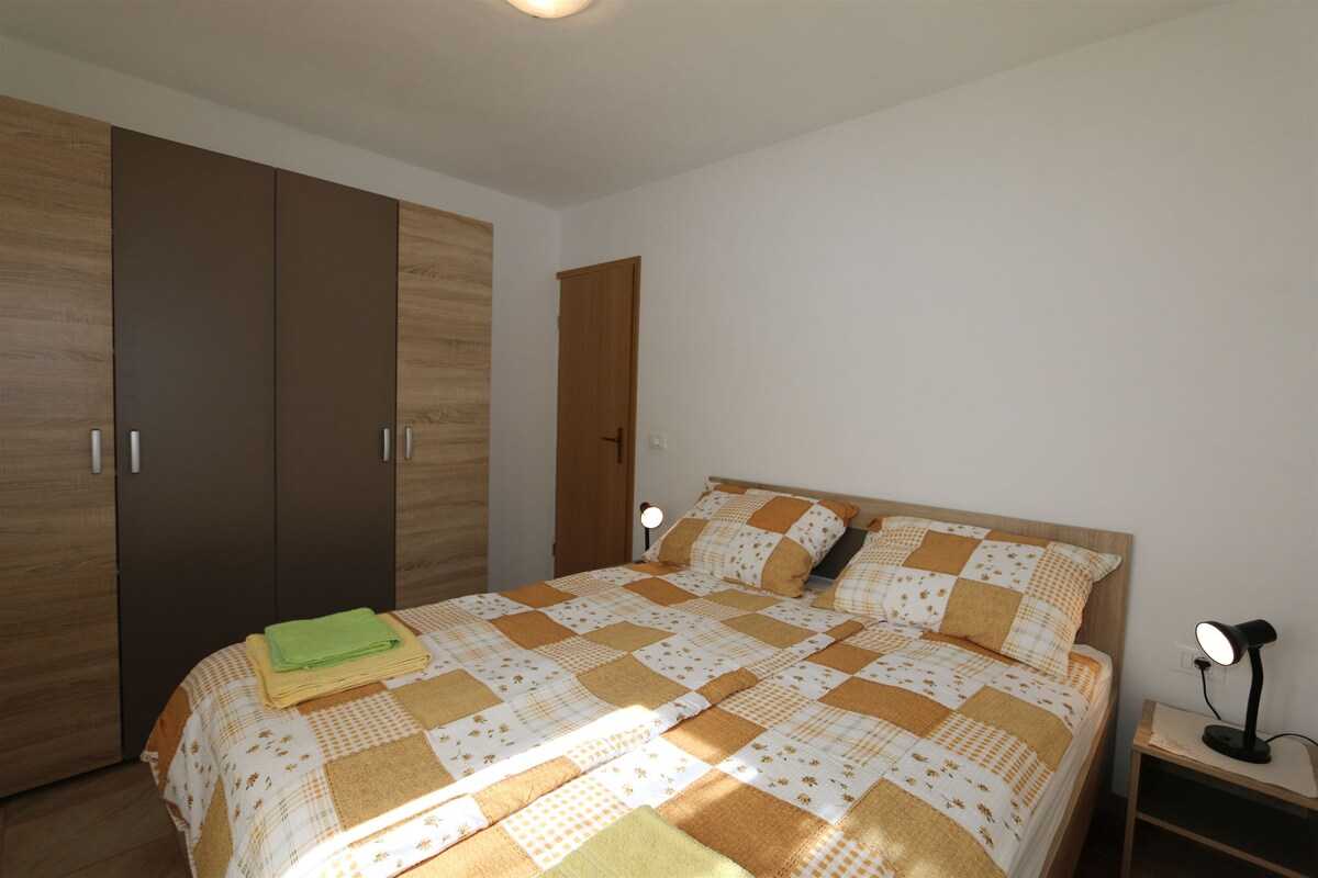 Apartment Tomislav (86113-A1)
