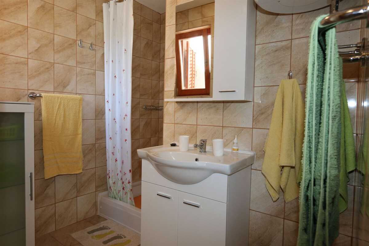 Apartment Tomislav (86113-A1)