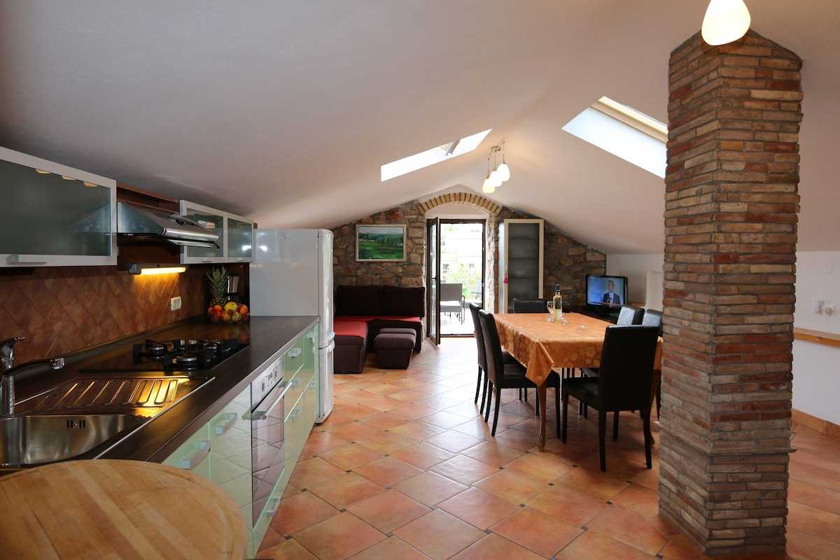 TOUR - Apartment Ervin - Family Tour 5h