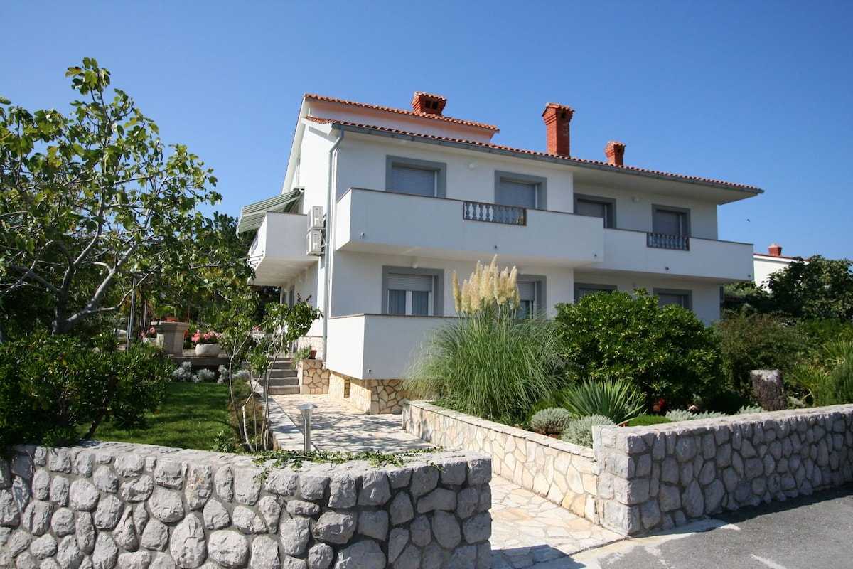 TOUR - Apartment Villa Marica - Middle game fishing