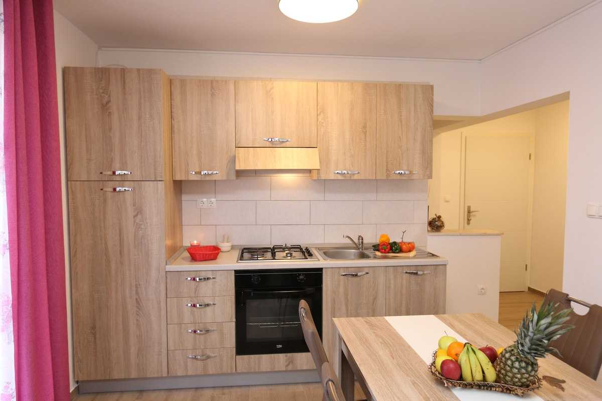 TOUR - Apartment Mrakovcic Mirjana A4 -Day Tour Rent-a-boat