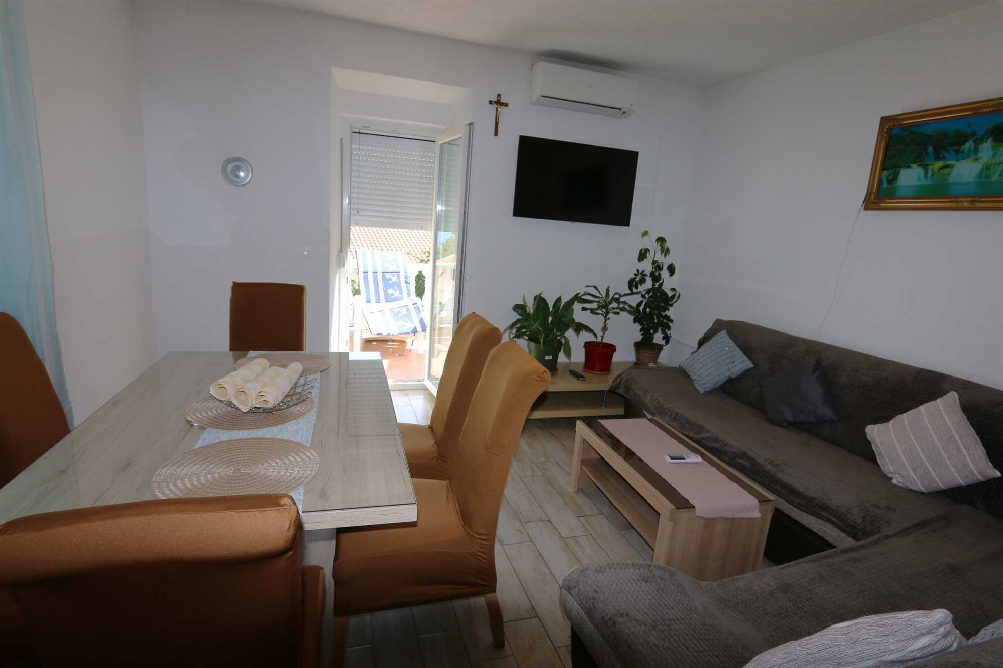 Apartments KIRINČIĆ ANTON 60264-A1