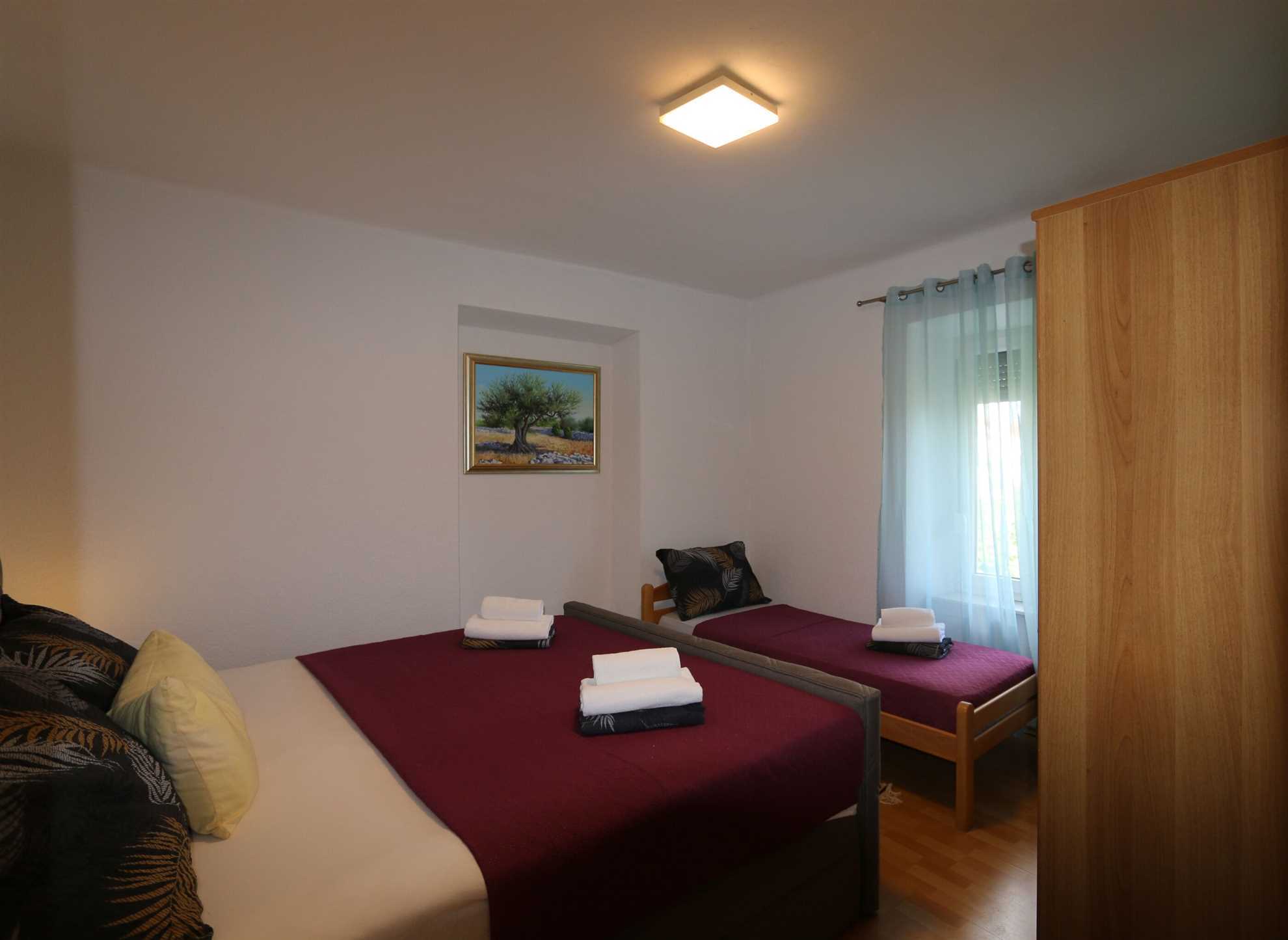 Apartments KIRINČIĆ ANTON 60264-A1