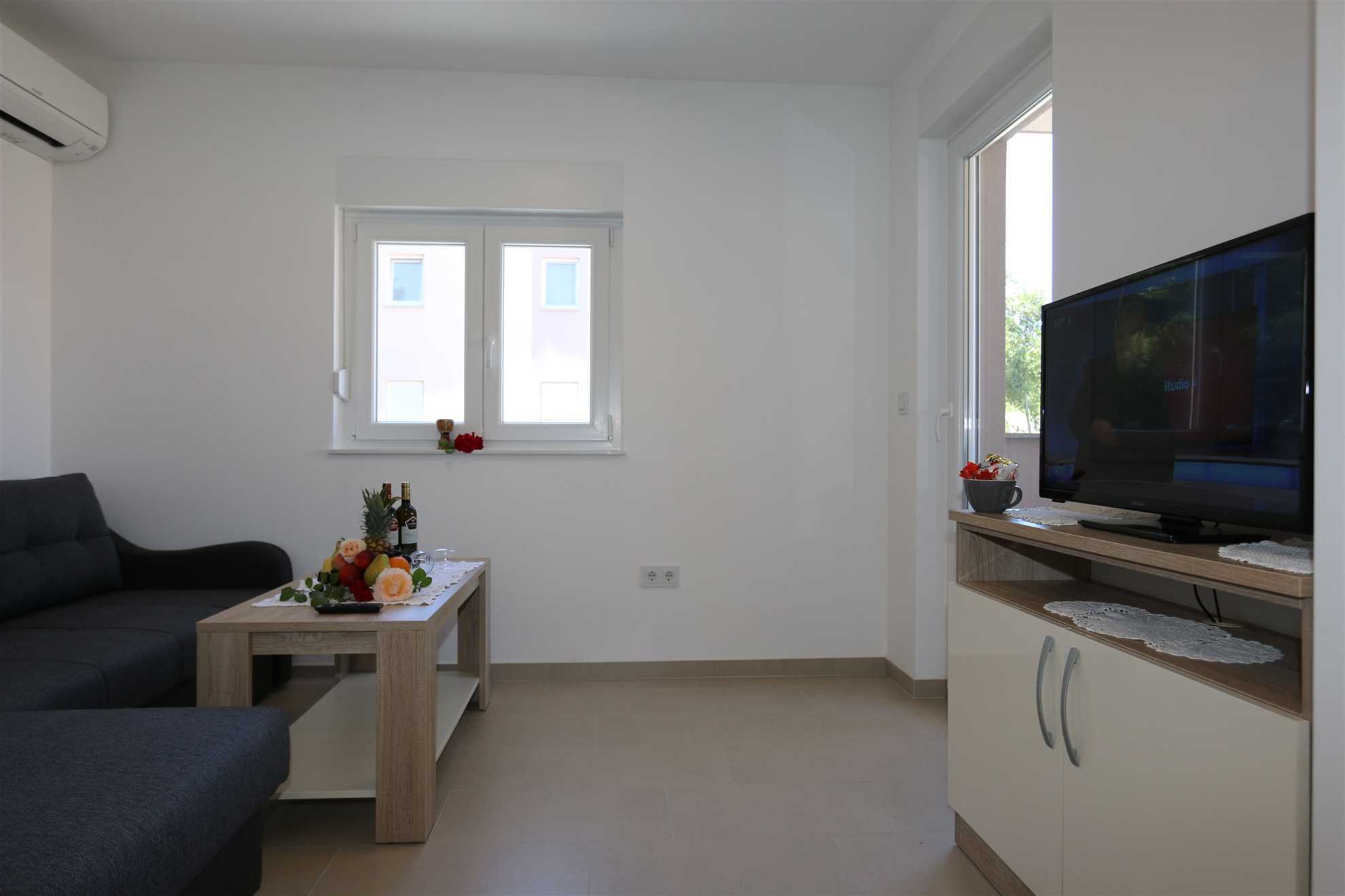 Apartments Maric-Hlapa 10015-A2