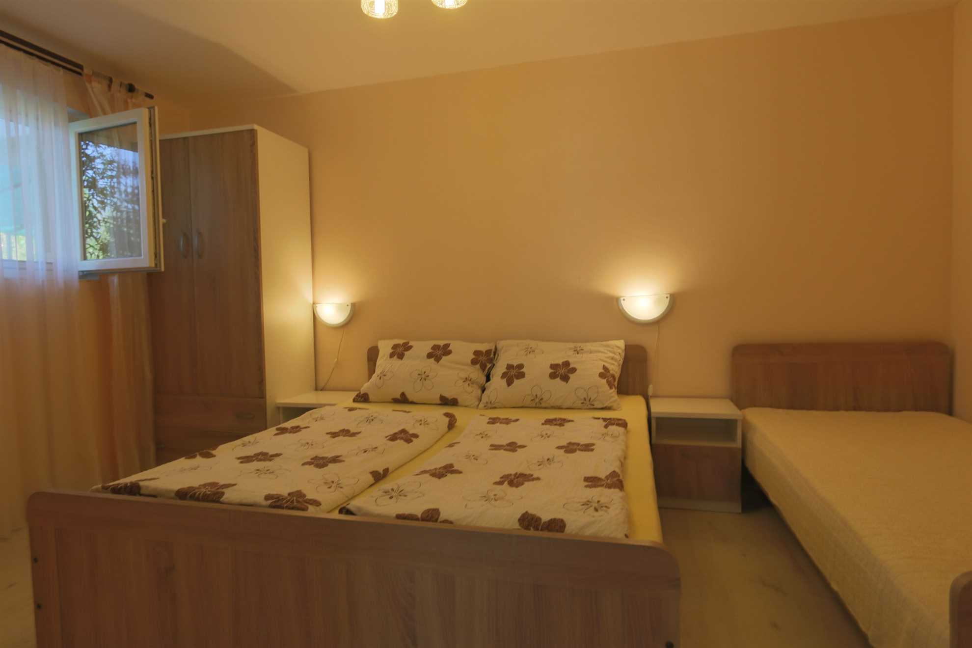 Apartments Morozin 60258-A2