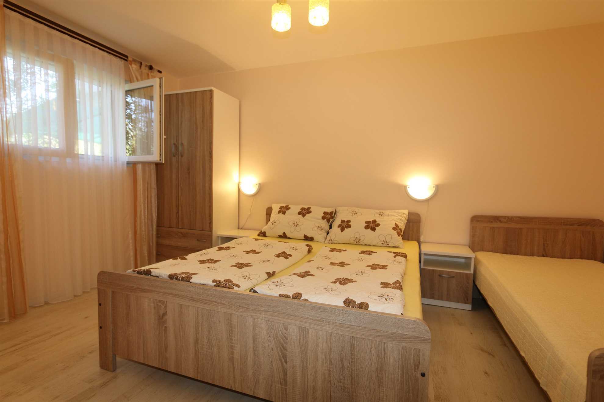 Apartments Morozin 60258-A2