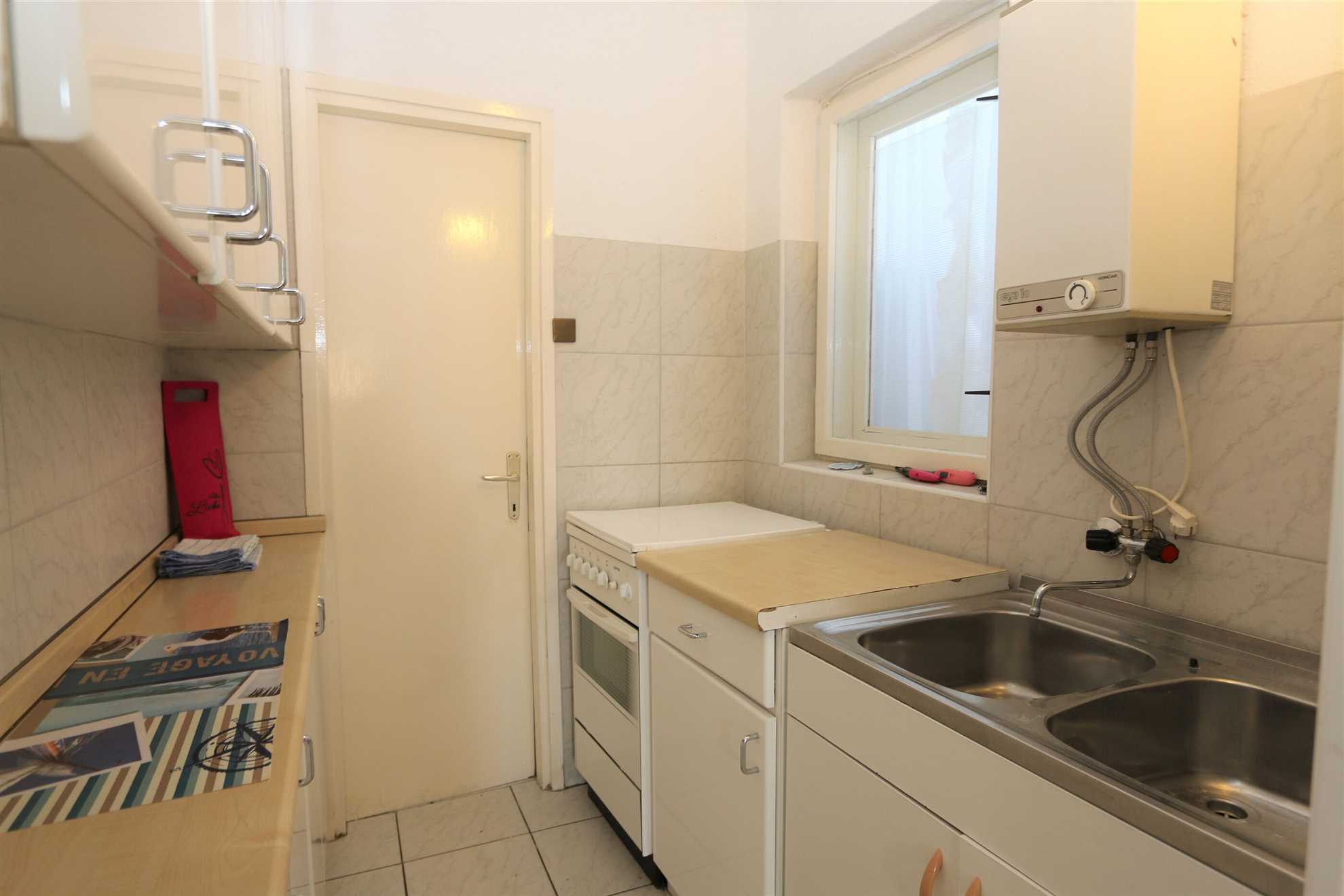 Apartments Nadenic 10065-A1