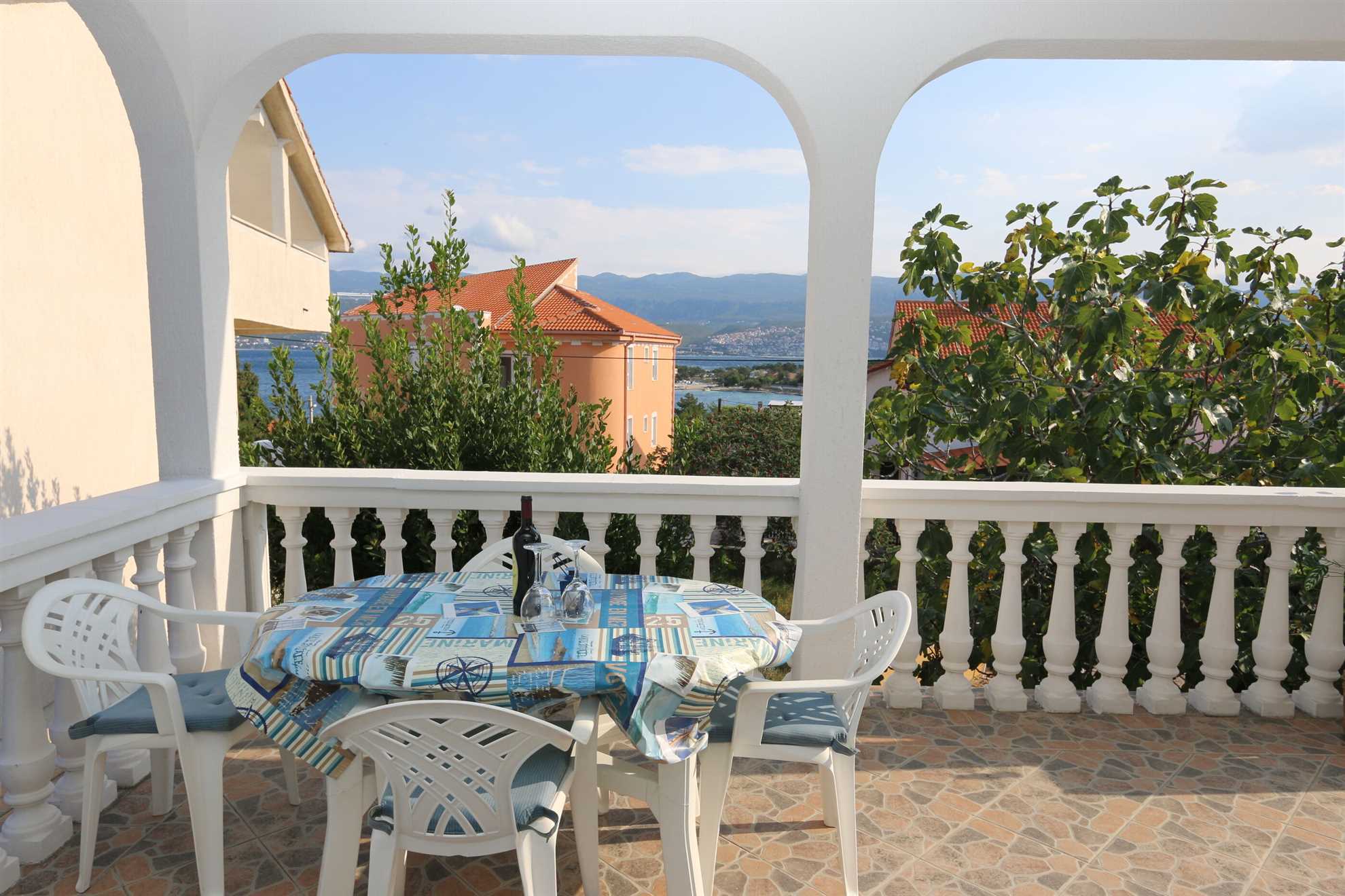 Apartments Nadenic 10065-A2