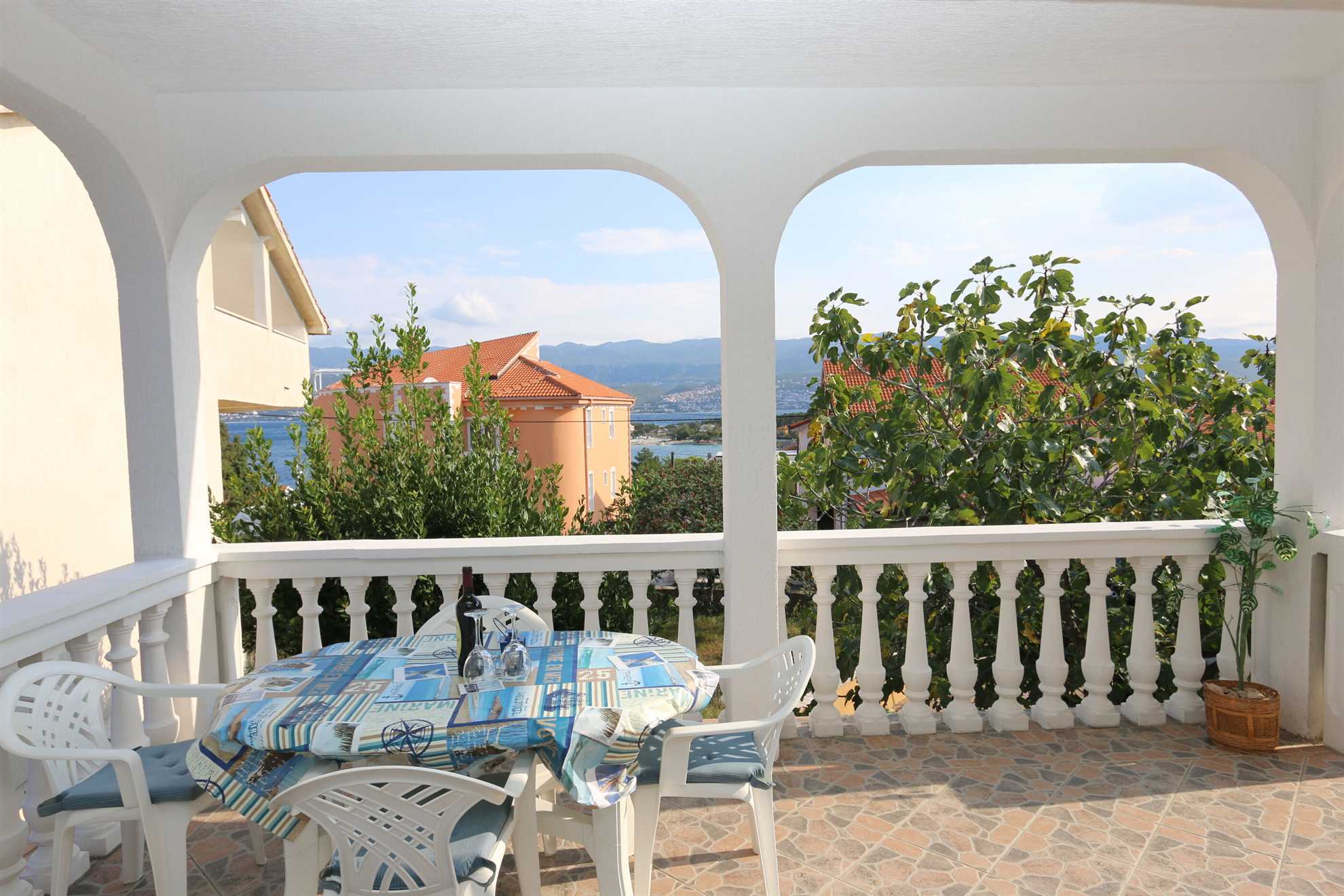 Apartments Nadenic 10065-A2
