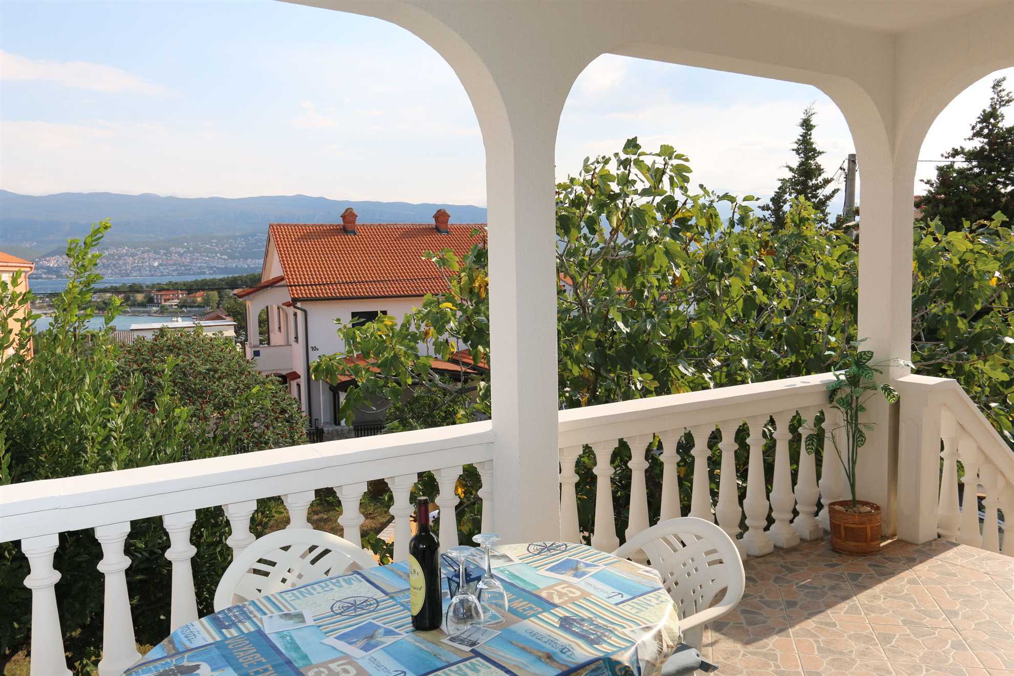 Apartments Nadenic 10065-A2