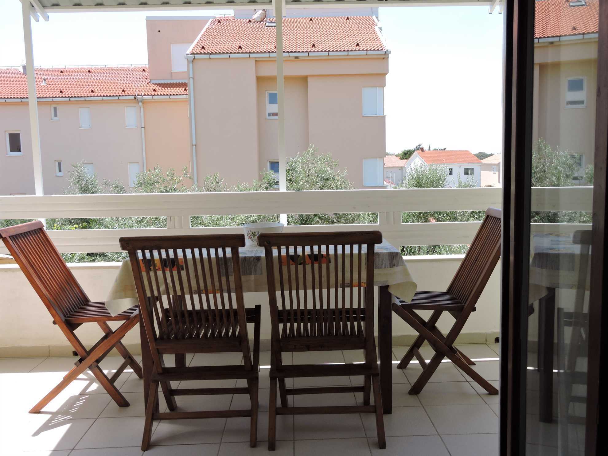 Apartment 4
