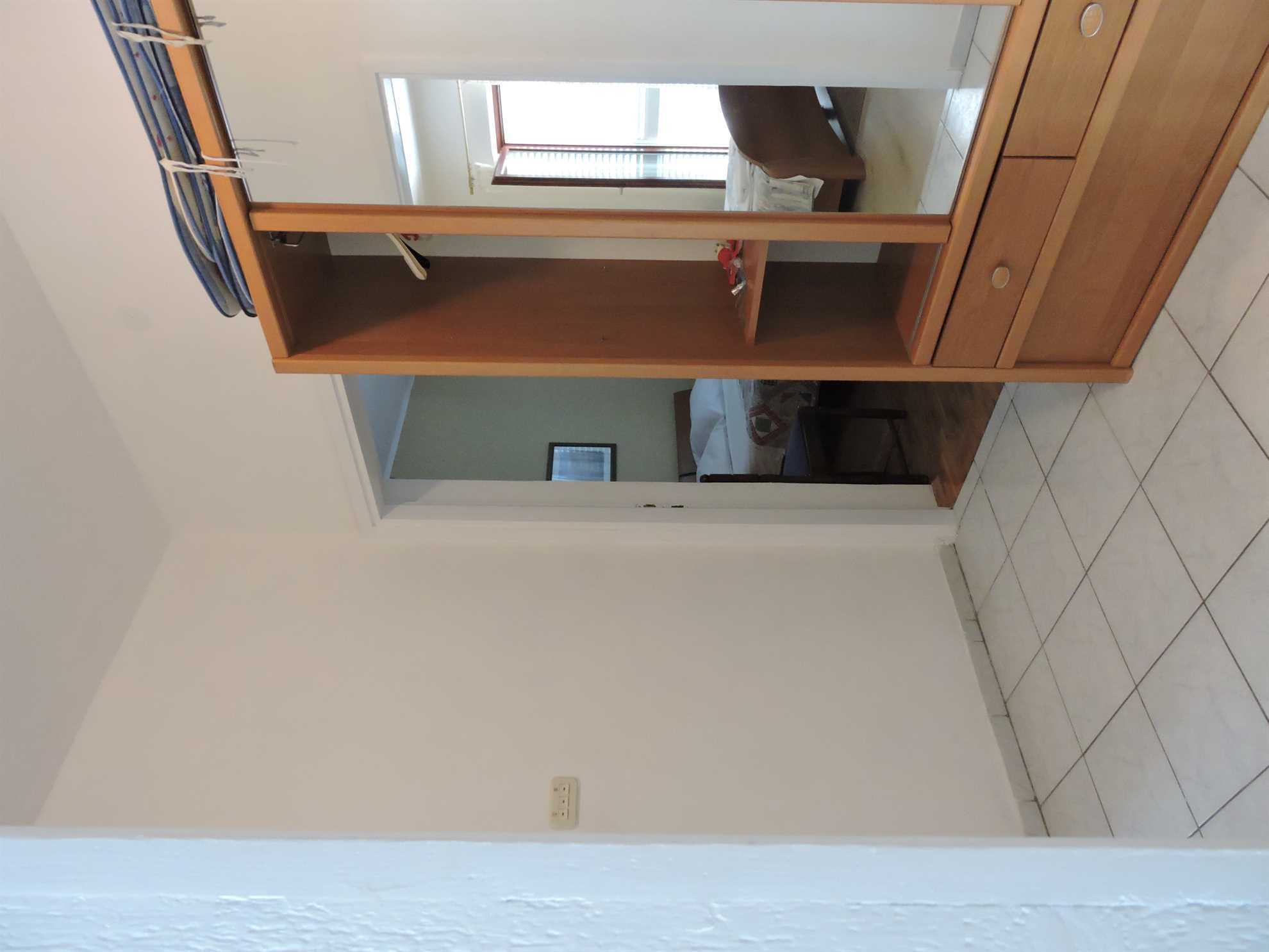 Apartment 4