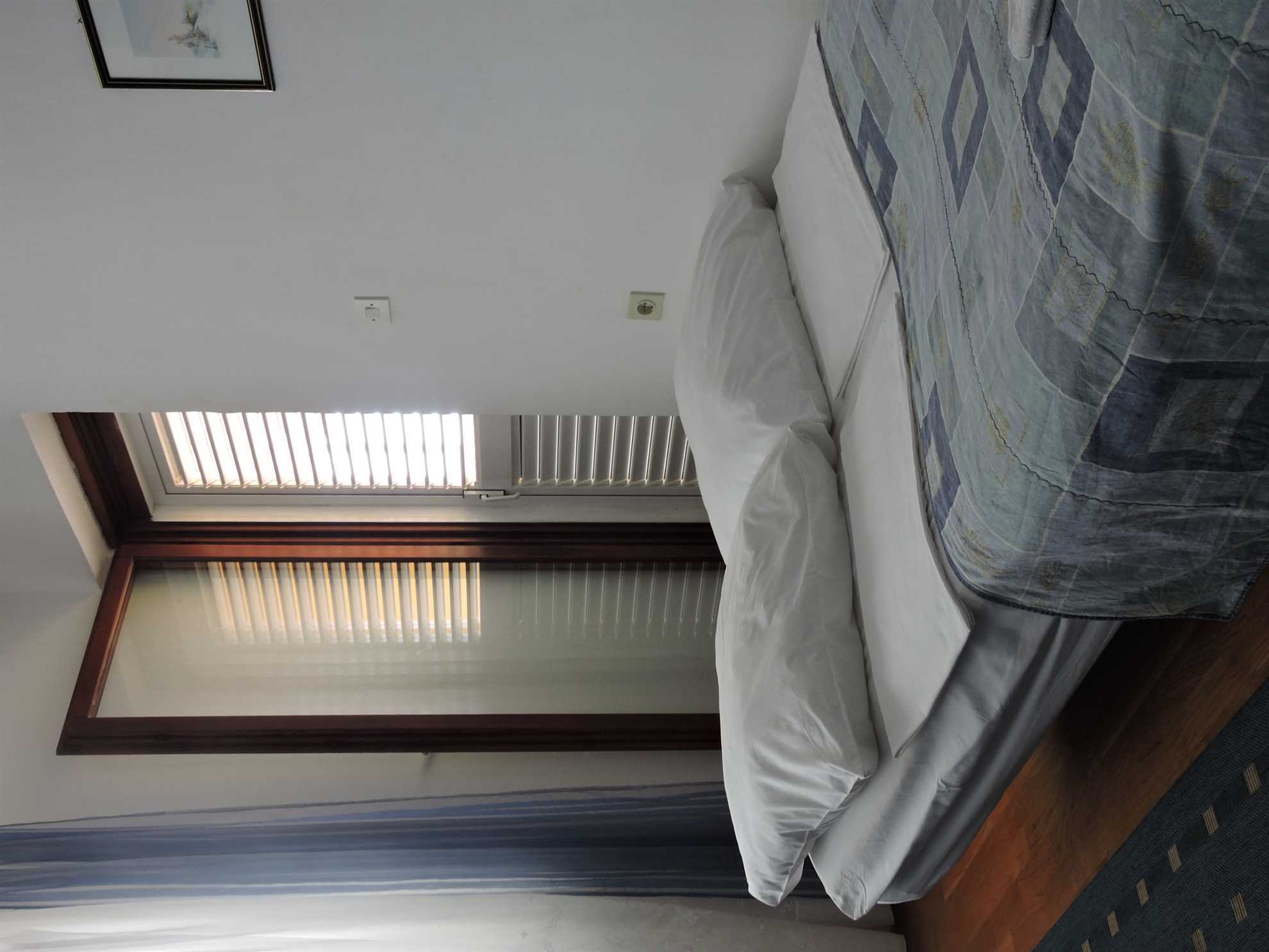 Apartment 4