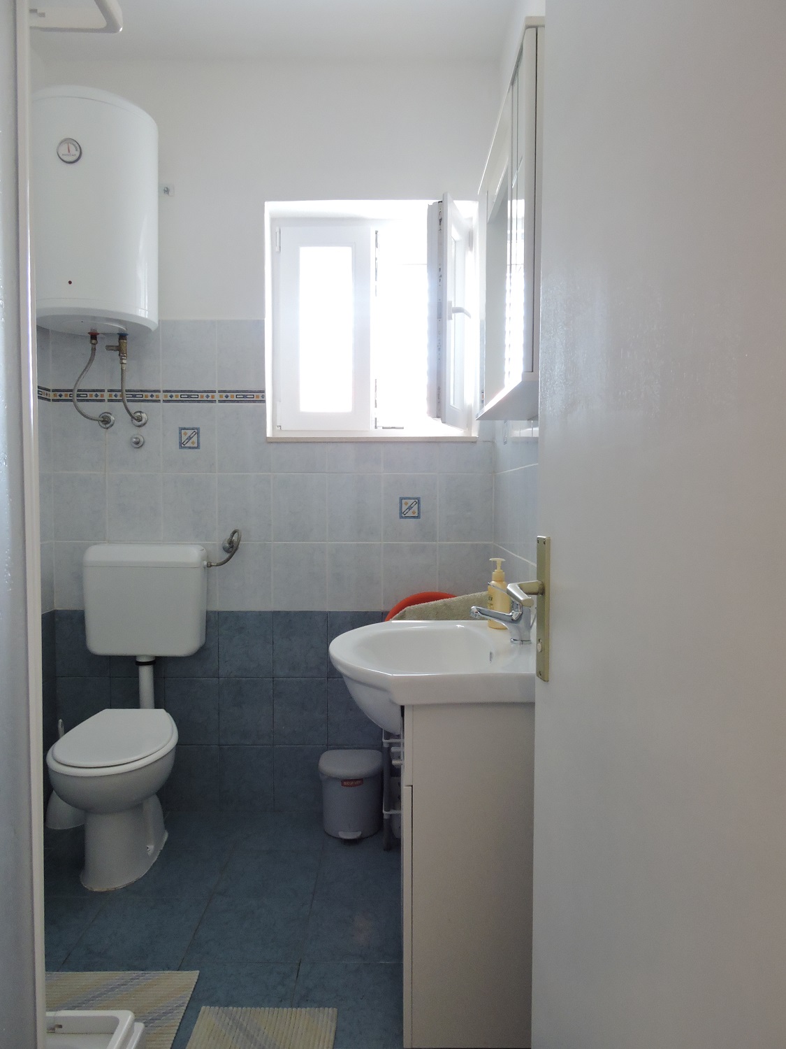 Apartment 3