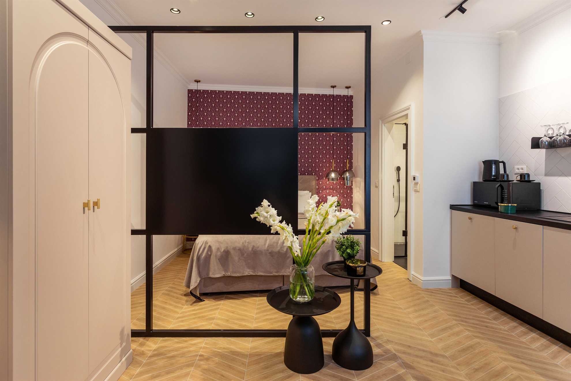 Apartment 9