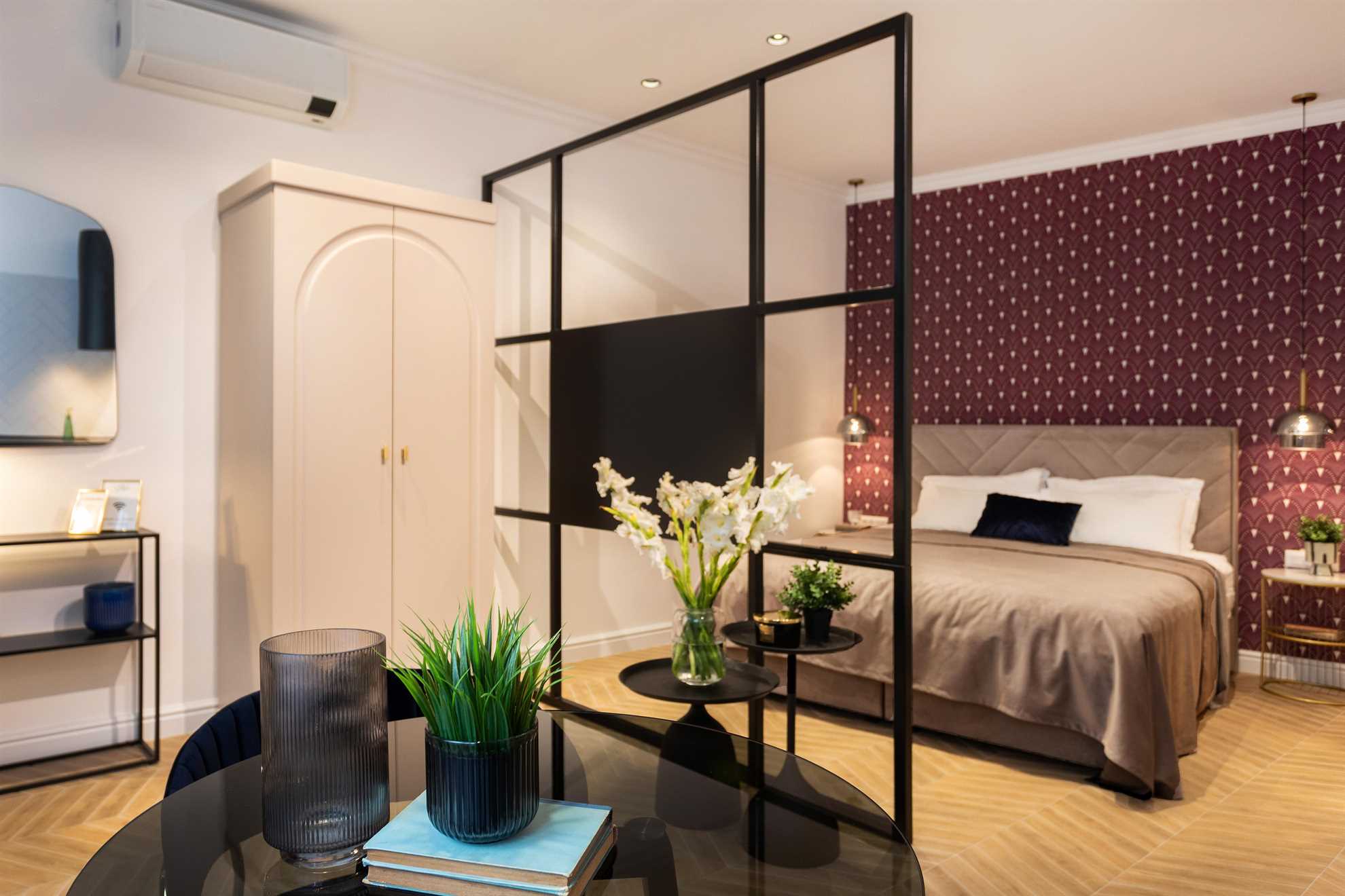 Apartment 9
