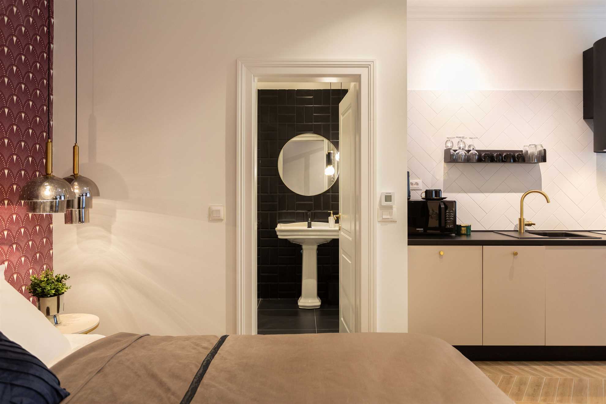 Apartment 9