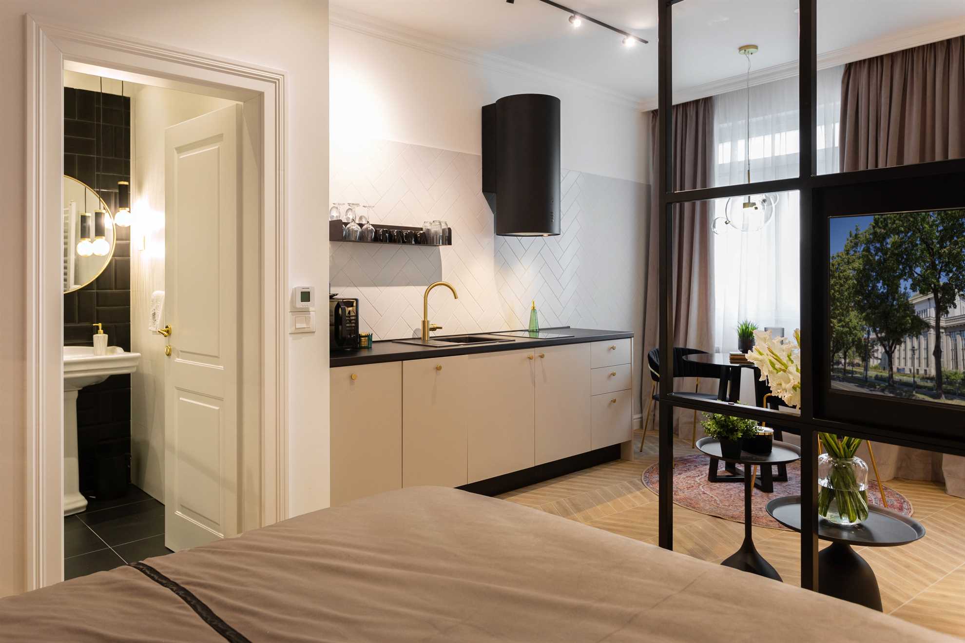 Apartment 9
