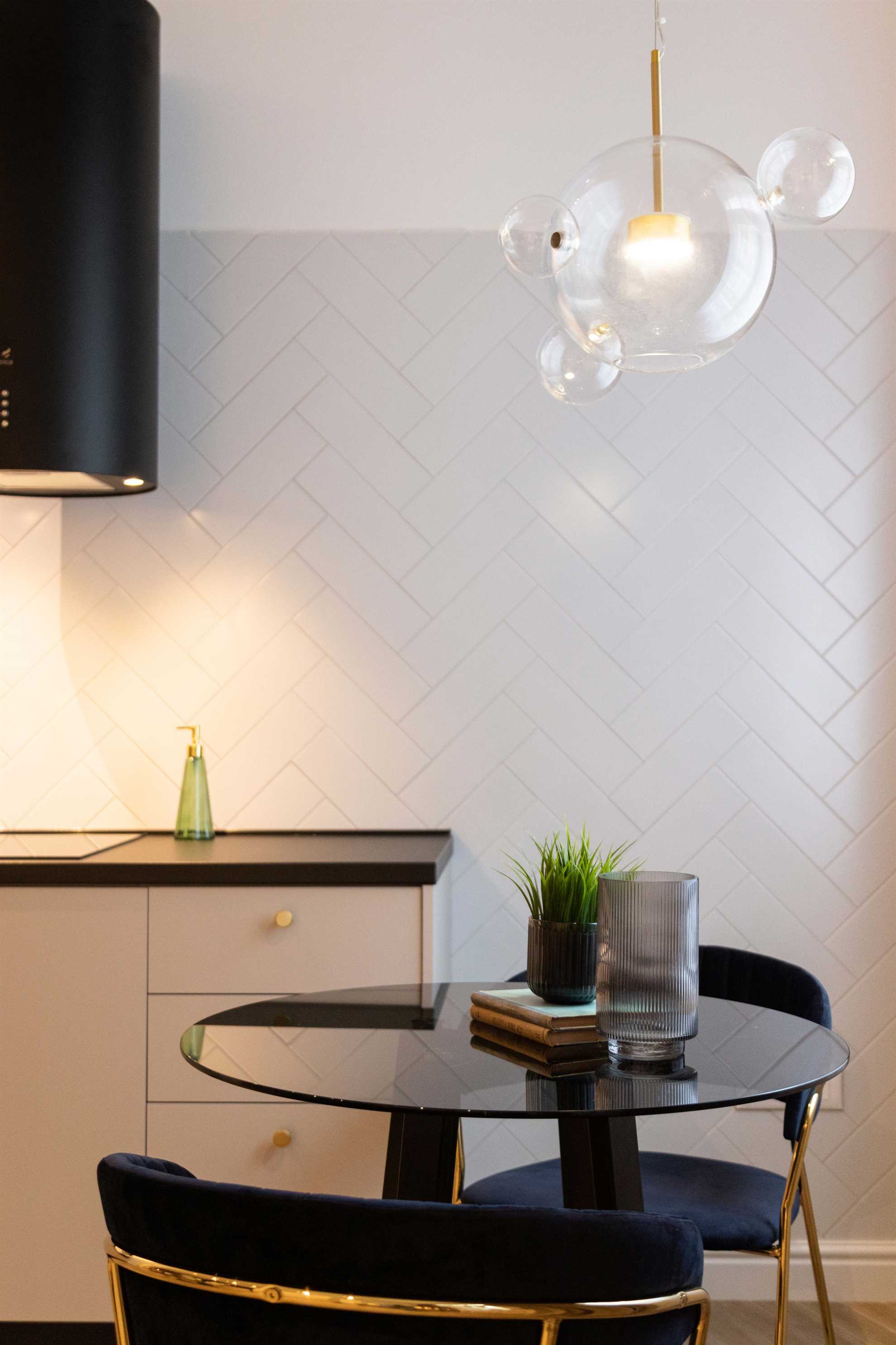 Apartment 9