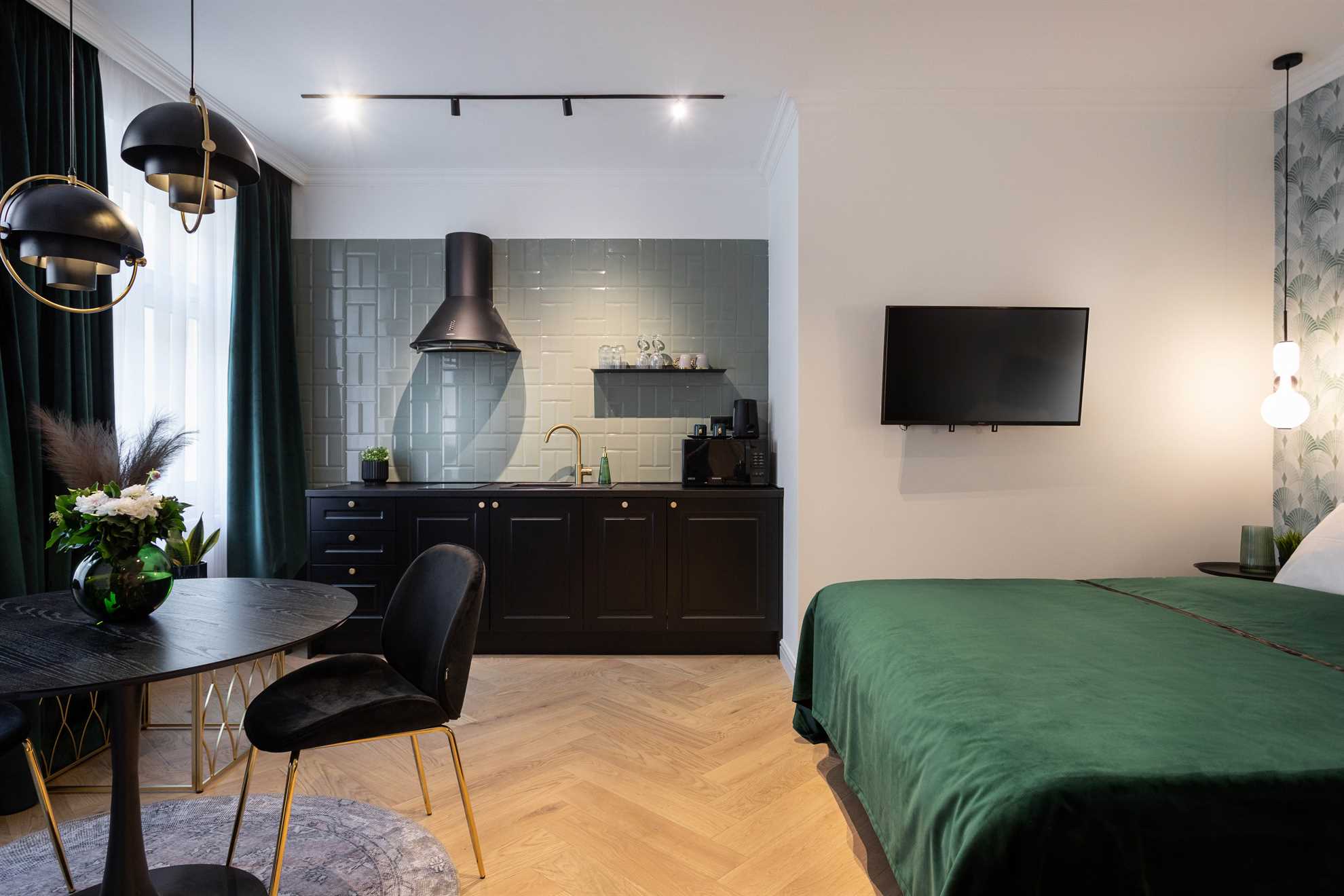 Apartment 8