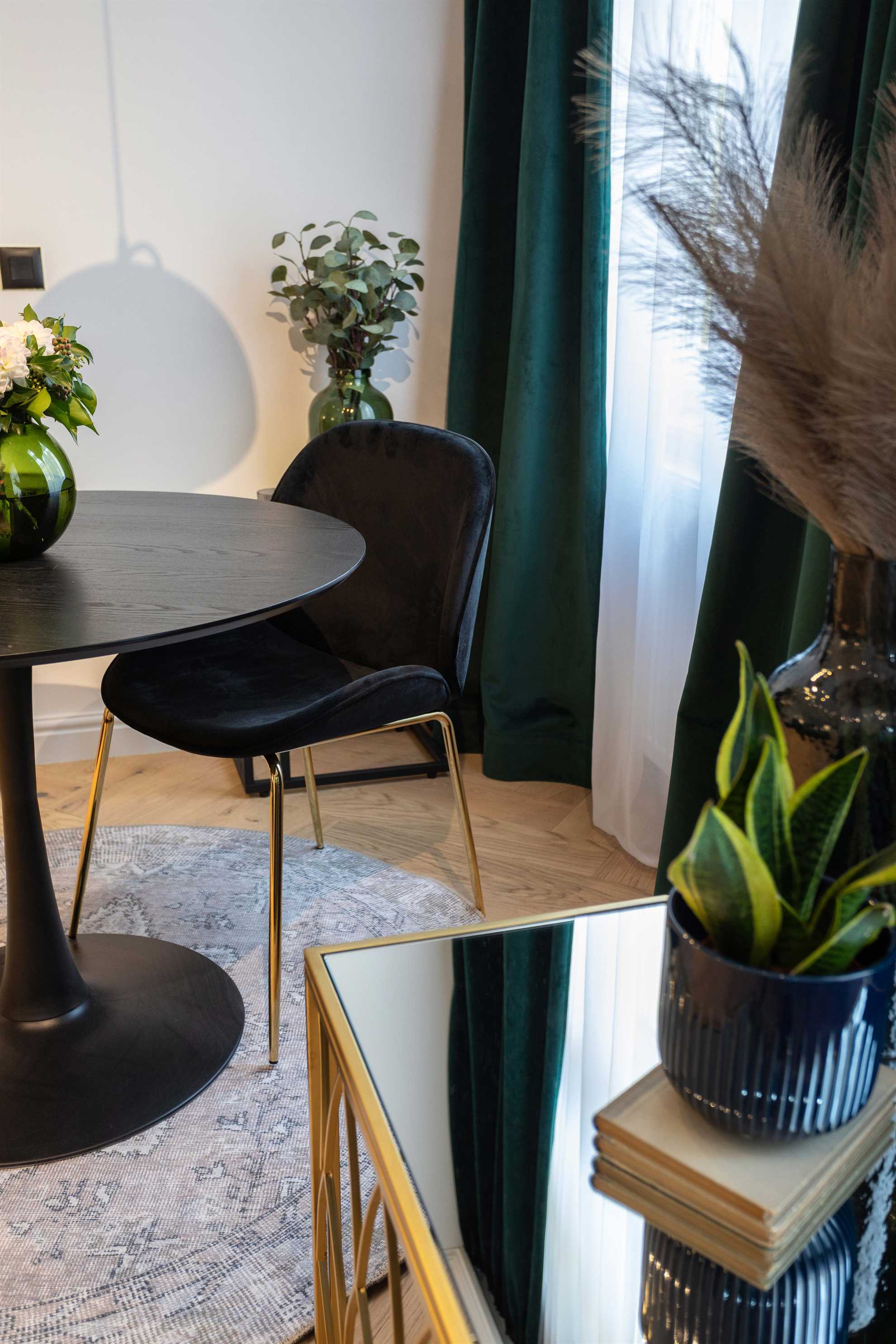 Apartment 8