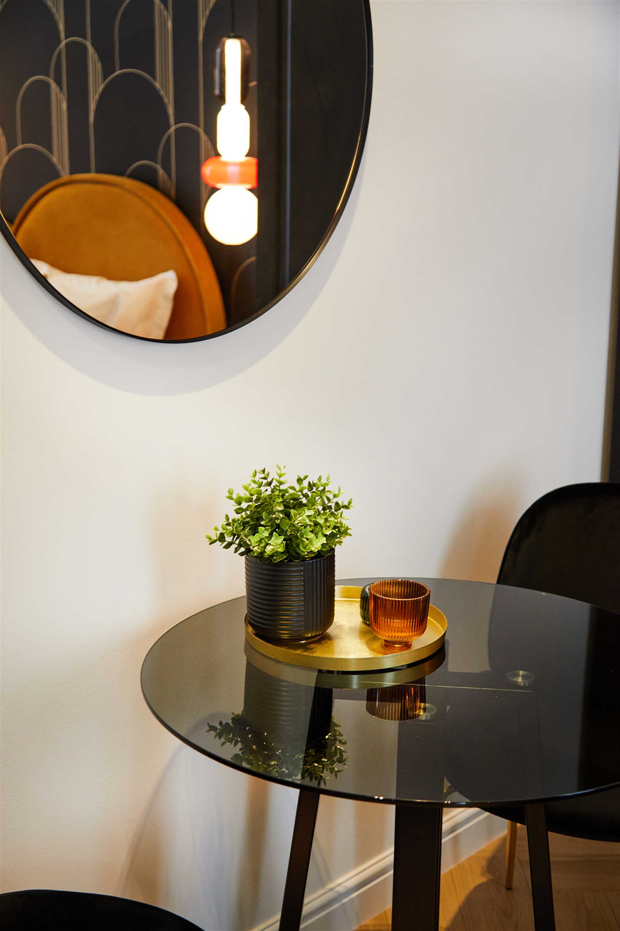 Apartment 5