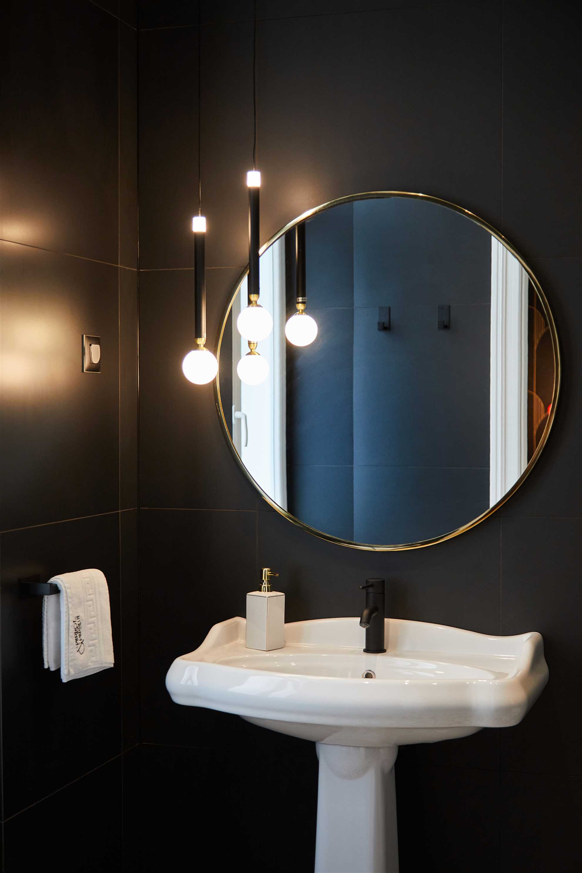 Apartment 5
